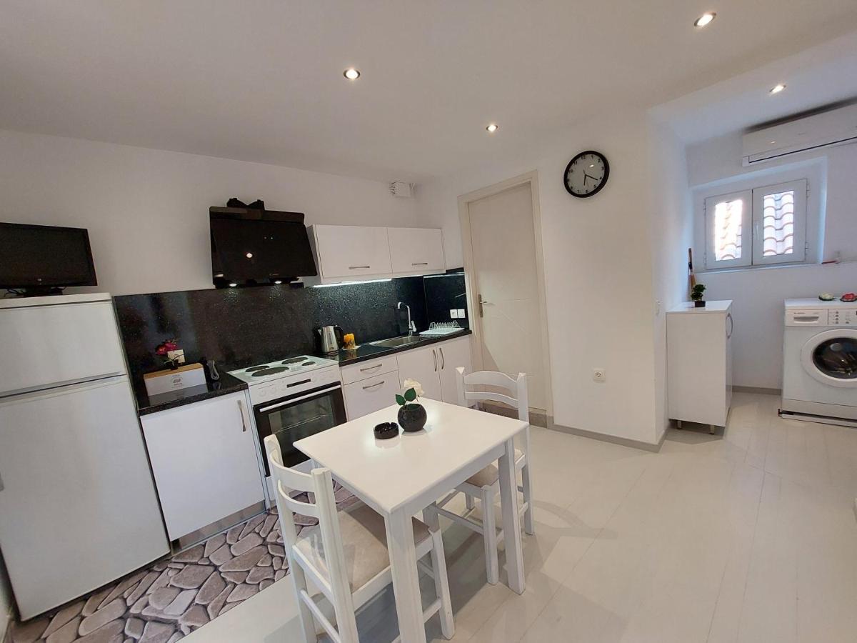 Akis Luxury Flat Apartment Corfu  ภายนอก รูปภาพ